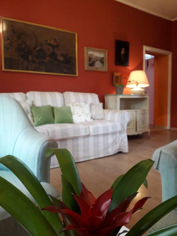 Alle Preci Country House Santa Restituta Exterior foto
